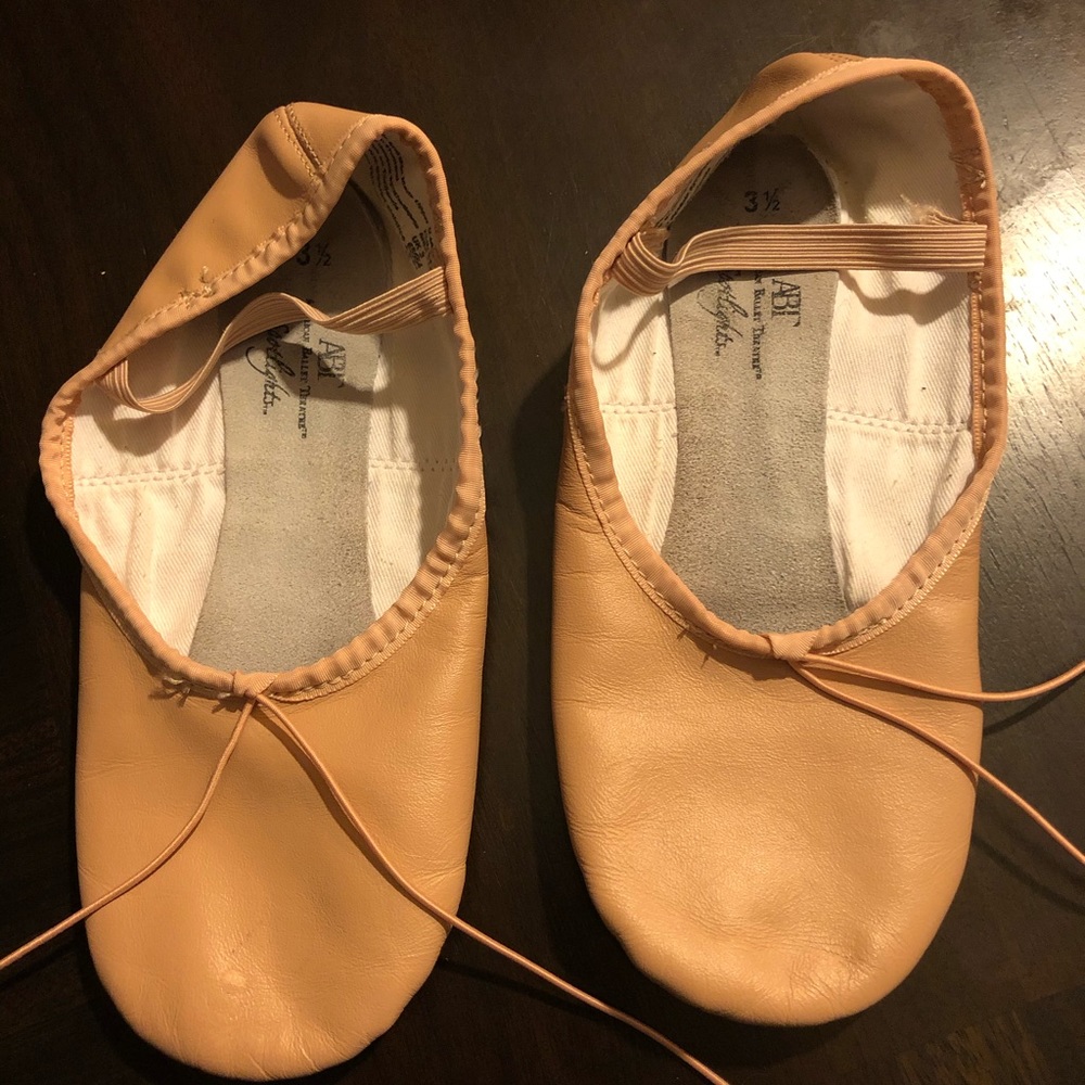 Ballet shoes